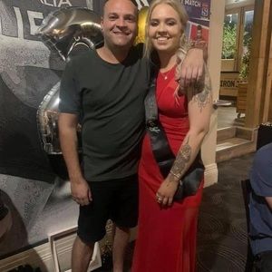 Meet your Posher, Toni